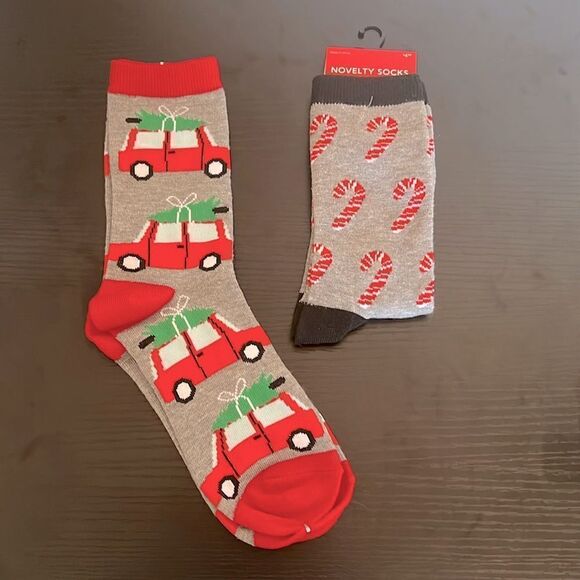 Accessories - Holiday Novelty Socks - Women's Size 5-9